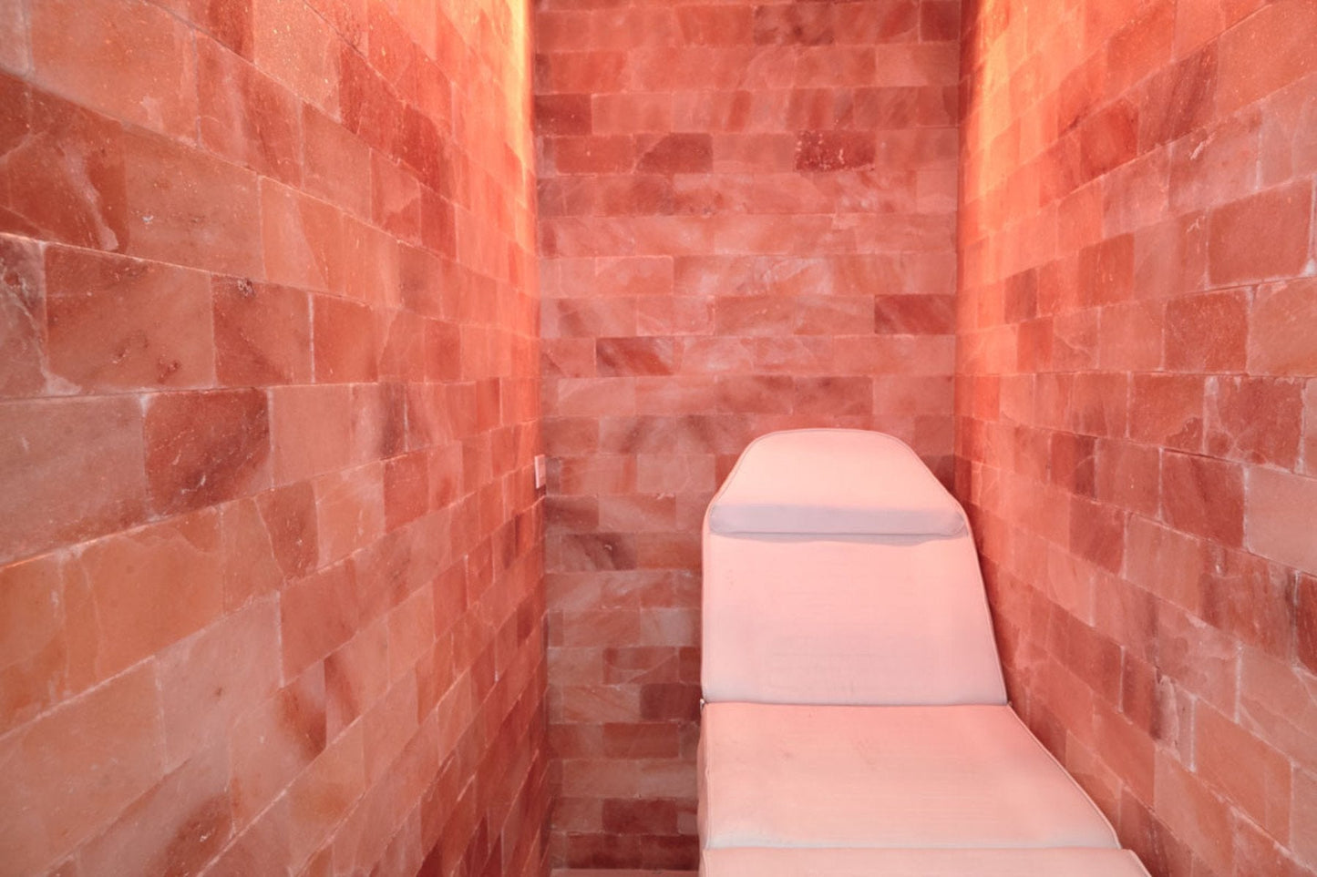 Himalayan Salt Room 8' x  8' Surface Area - 4"x8"x2"